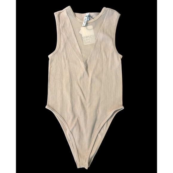 Love Tree Seamless Ribbed Bodysuit NWT - Picture 1 of 3